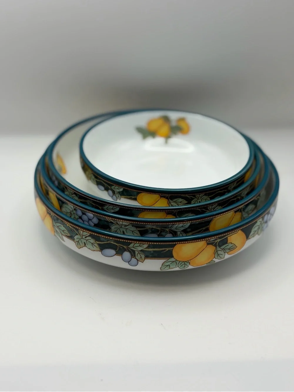 Silkroad Han Jun Nesting Bowls -Fruit Pattern Porcelain -Set Of 4